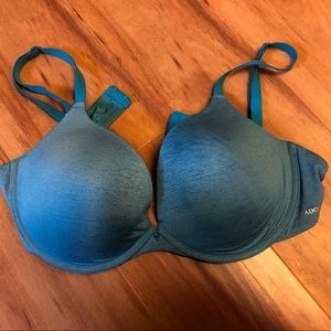 Adore me 38DD bra